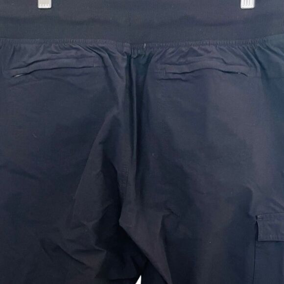 Eddie Bauer Black Outdoor Side pocket Capri Pant , elastic waistband Size M - Picture 4 of 7